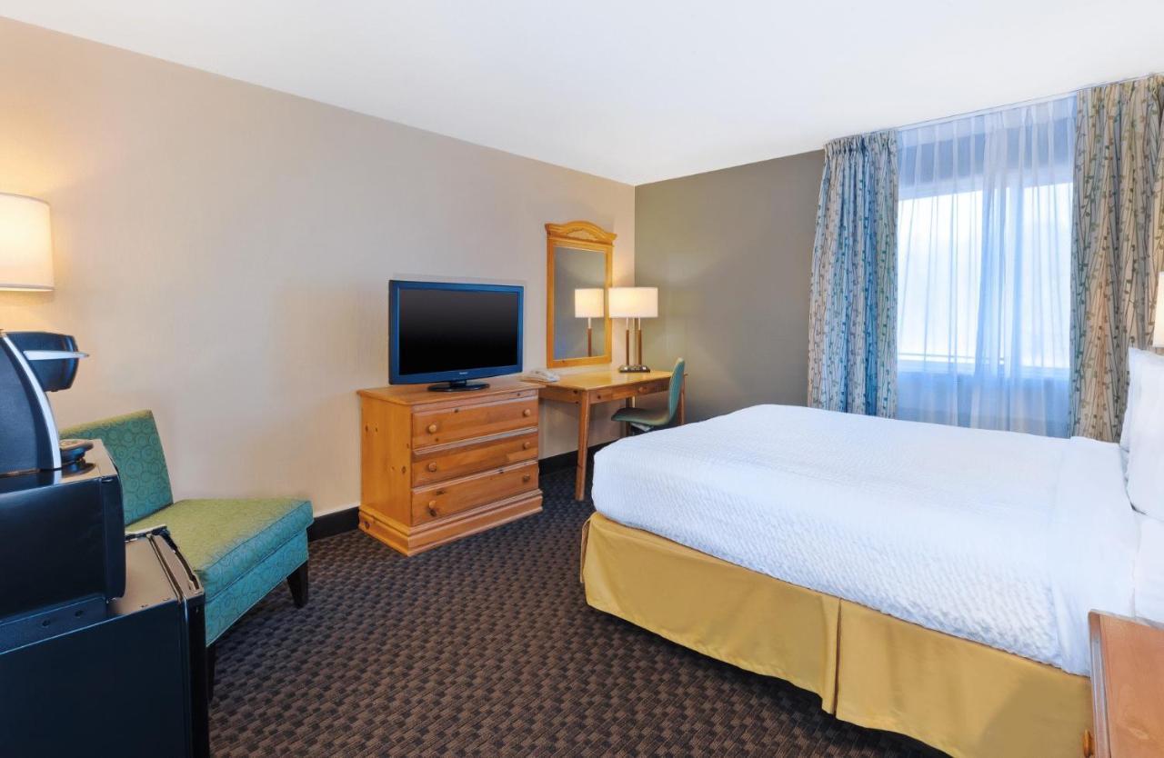 Clarion Hotel Seekonk - Providence Esterno foto