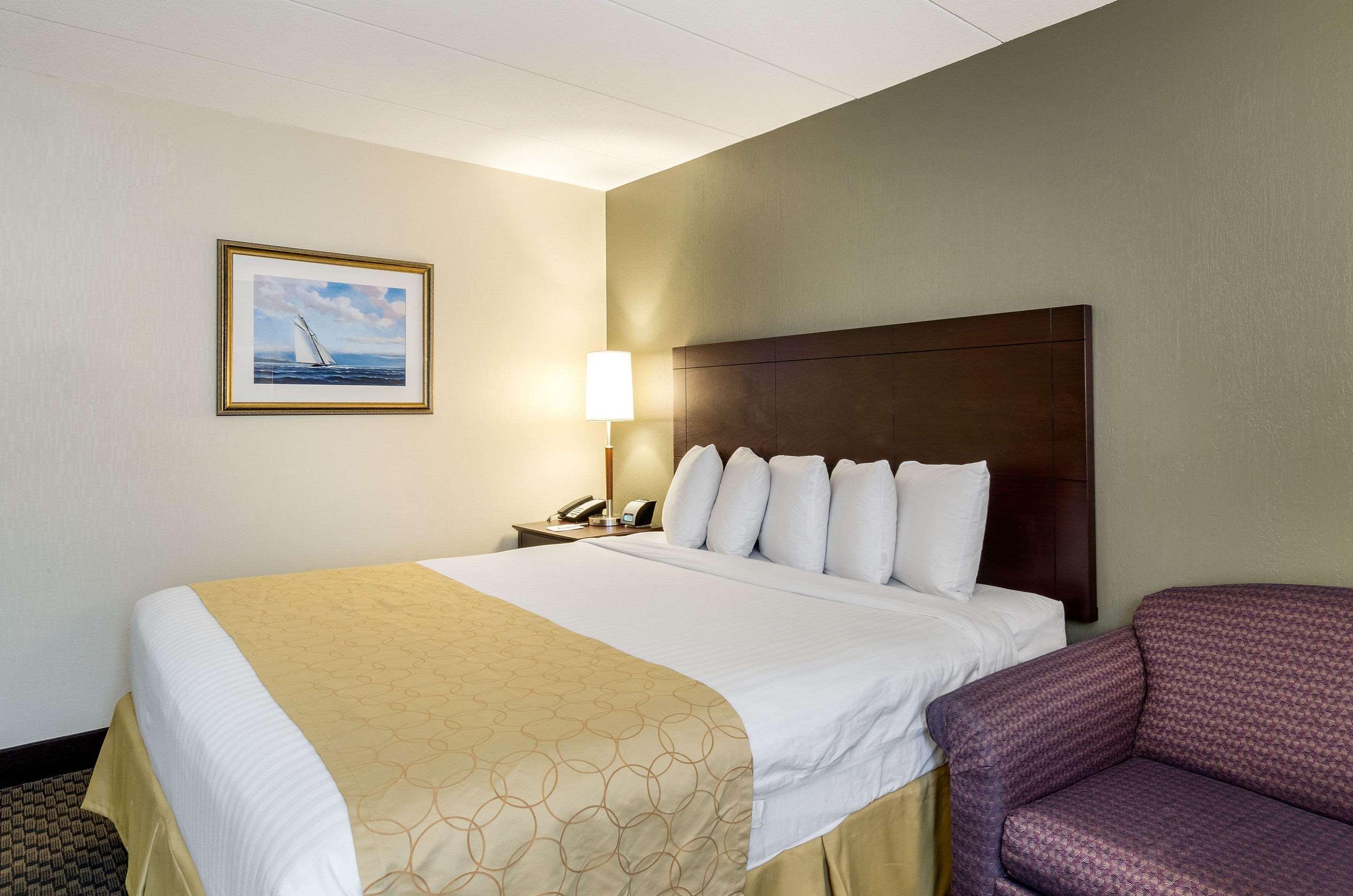 Clarion Hotel Seekonk - Providence Esterno foto