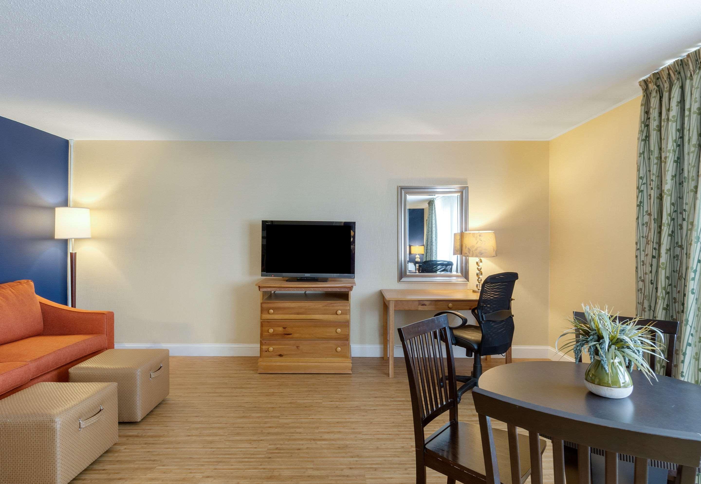 Clarion Hotel Seekonk - Providence Esterno foto